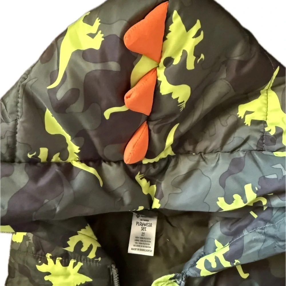 Kids Dinosaur Puffer Vest, size 2T, zippered front, green w/orange hood spikes